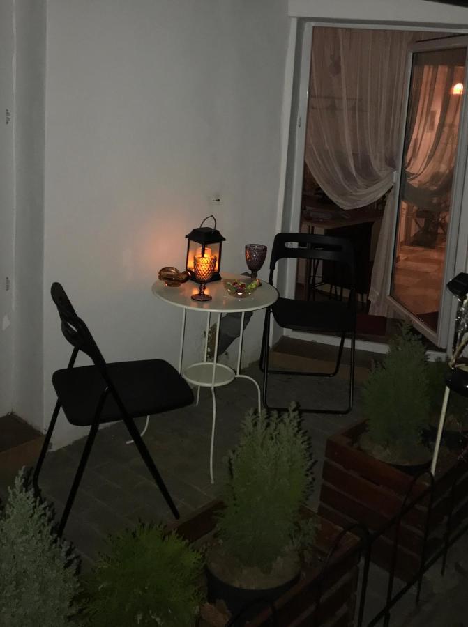 Атмосферная Квартира В Центре Одессы Odesa Exterior foto